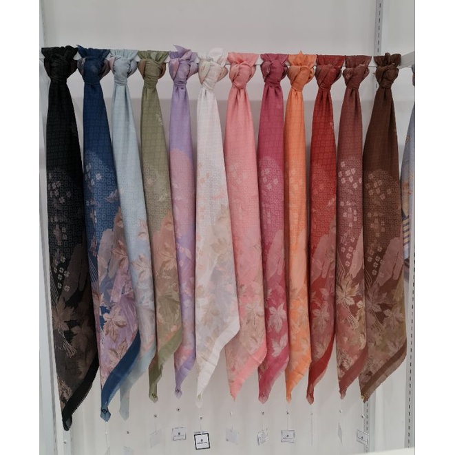 Buttonscarves Iseltwald Series