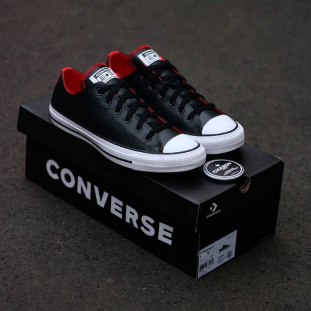 chuck taylor all star ox