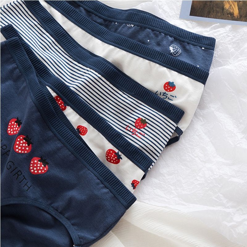 Celana Dalam Wanita Motif Strawberry Fashion Jepang Crotch Mid Waist