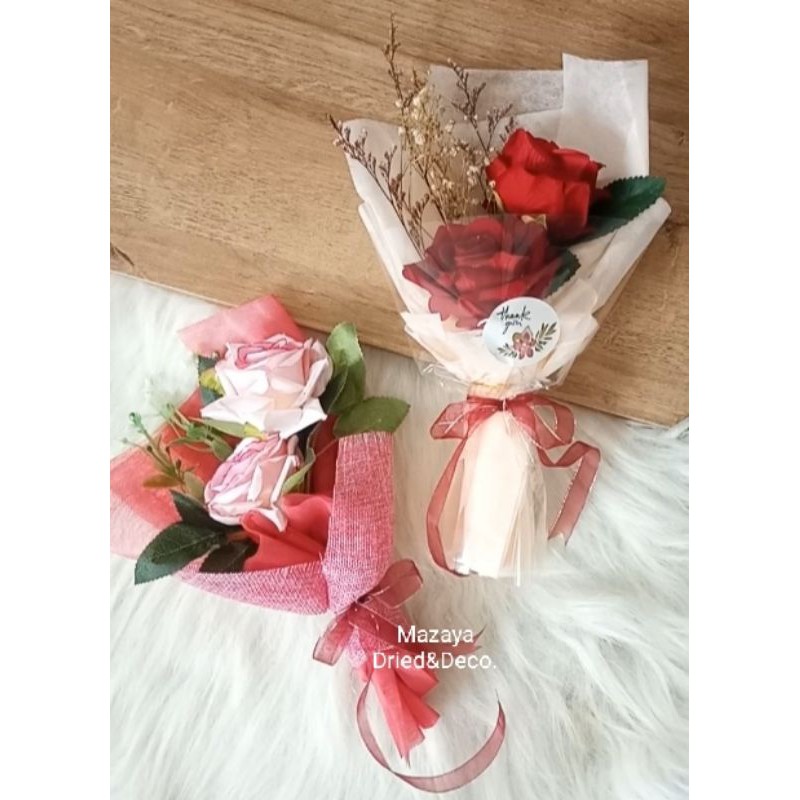 Buket bunga Valentine Hadiah Wisuda Hadiah Ultah hadiah Hari ibu