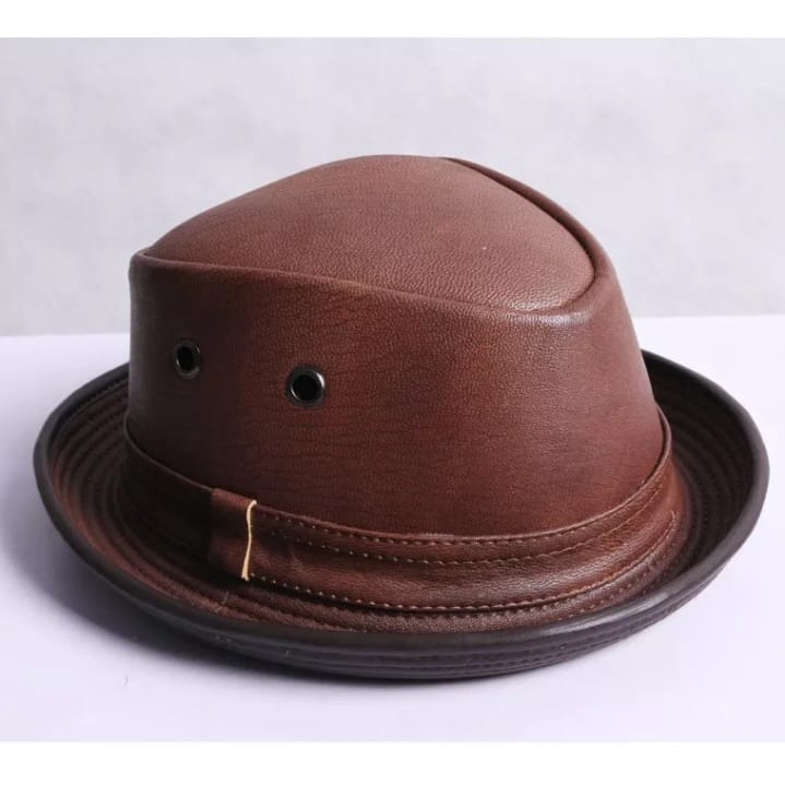 Terbaru, TOPI TOMPI KULIT asli original,topi pria dewasa ,Topi fedora,musekus,asli kerajinan kulit g
