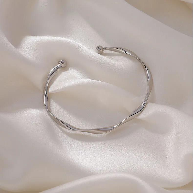 Gelang Tangan Alloy Lapis Silver Model Gelombang Untuk Wanita