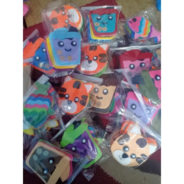 

amplop flanel/amplop karakter/amplop lebaran