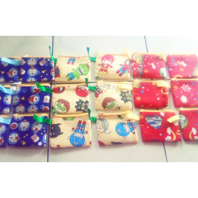 

Dompet mini karakter / angpao lebaran karakter