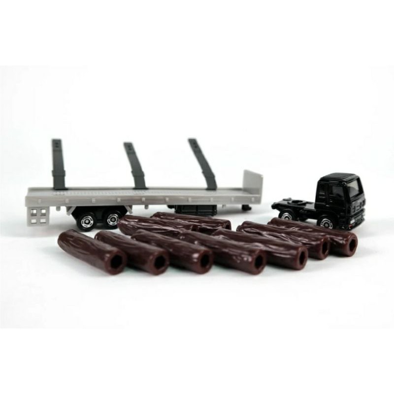 Tomica Long 125 ISUZU GIGA WOOD TRANSPORTER TAKARA TOMY