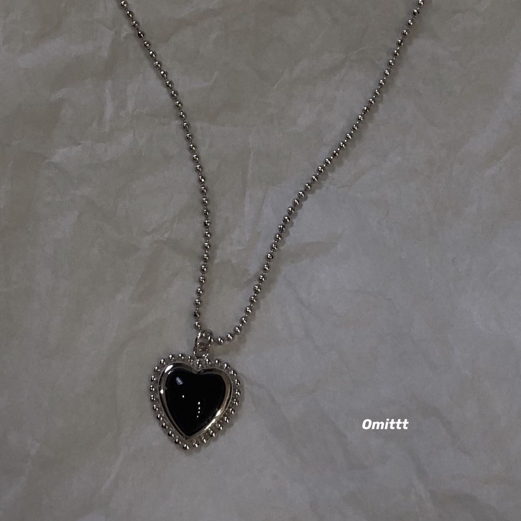 Necklace Black Agate Girl Heart Heart Retro Pendant Ornaments