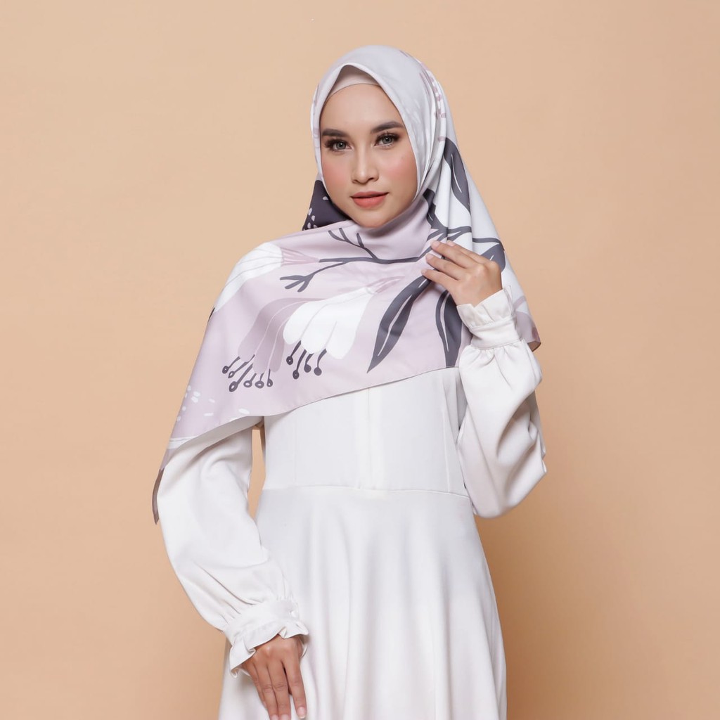 KERUDUNG SEGI EMPAT PRINTING MOTIF JILBAB SEGIEMPAT HIJAB SEGIEMPAT SCARF GYANDRA