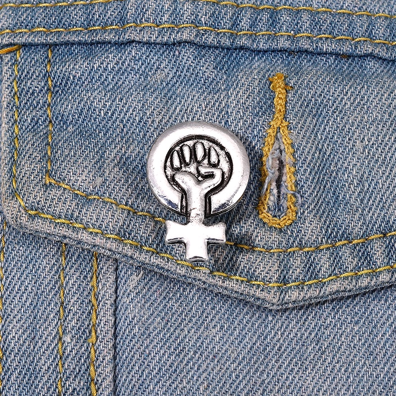 Pin Bros Lencana Bentuk Tinju Bahan Alloy Gaya Retro Untuk Hadiah Teman