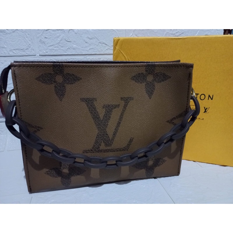 tas Lv mirror