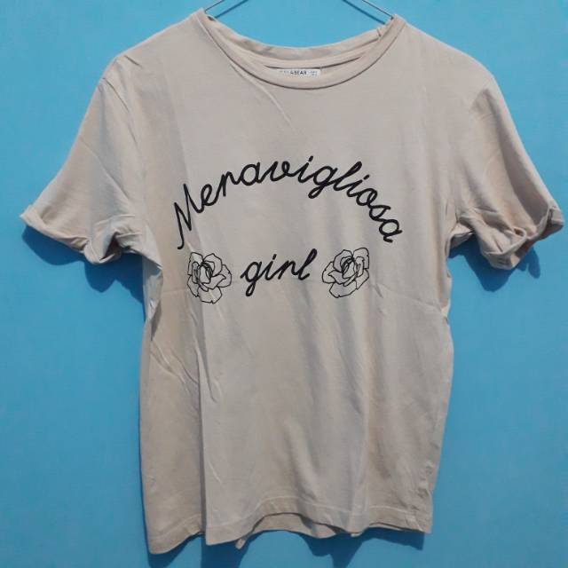 preloved kaos pull and bear