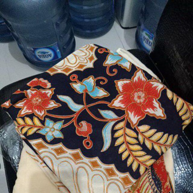 Baju Batik Wanita Asimetris Kaftan 001 Zein Batik Solo