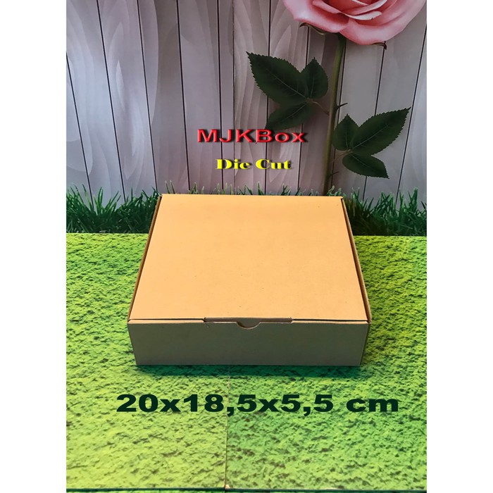 

SALE Kotak Kardus Uk, 20x18,5x5,5 cm....Cocok untuk packing Kue Donut 4 Pcs minimal beli 20 pcs