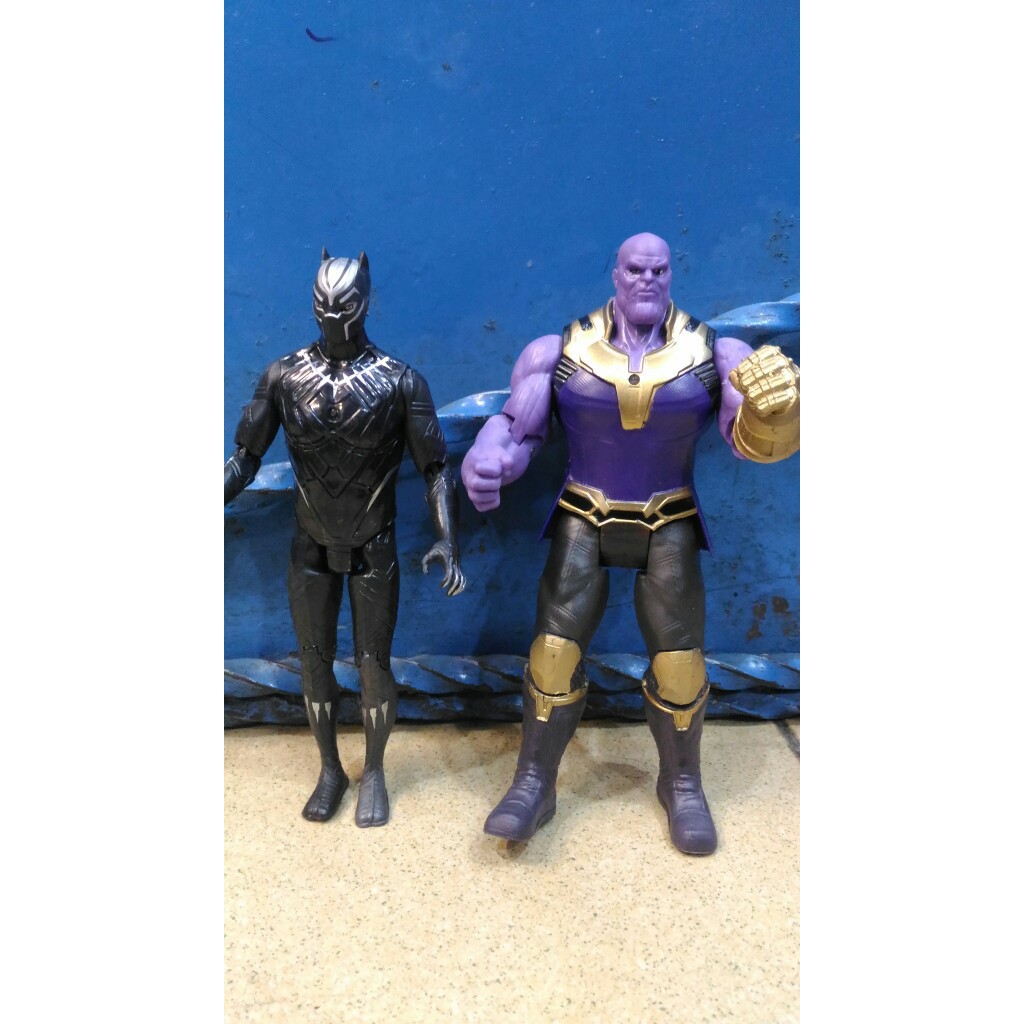 Action Figure Thanos Dan Black Phanter Avengers