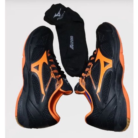 Sepatu impor badminton mizuno pria wanita murah