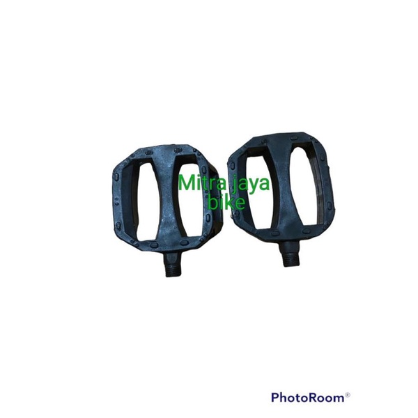 Pedal sepeda anak model as kecil bisa buat sepeda mini atau bmx ukuran 12,16 dan 18 inch