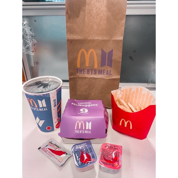 

MCDxBTS Meal packing only