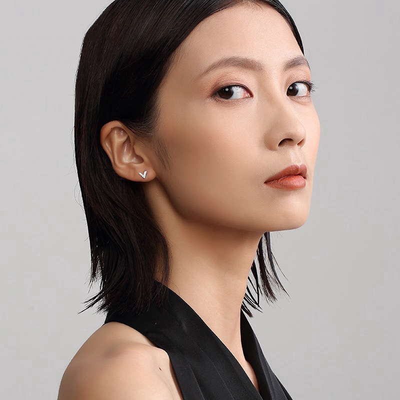 Kreatif Temperamen Pribadi Berlian Huruf V-Berbentuk Anting-Anting