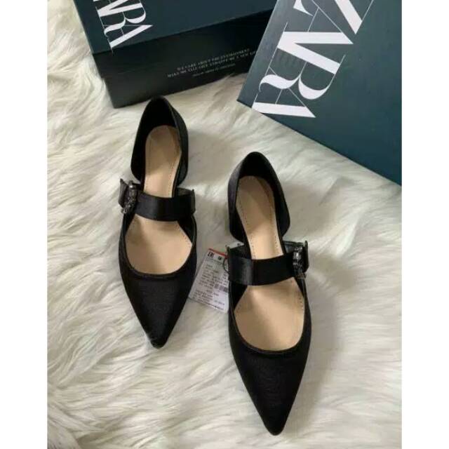 Zara flat shoes