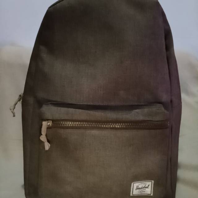 Preloved backpack Herschel Classic