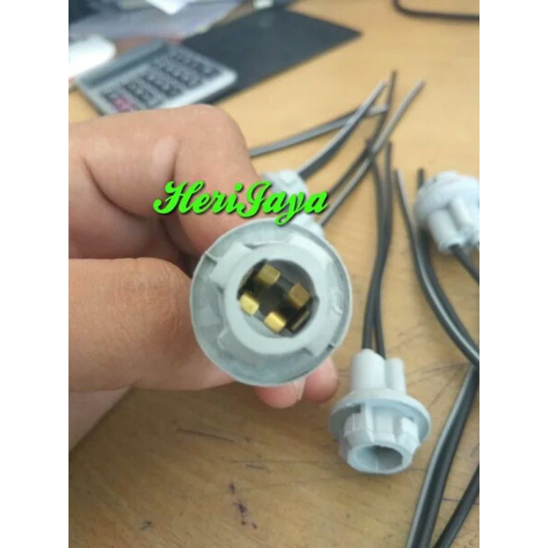 FITTING LAMPU SEIN FITING LAMPU SEN SOCKET LAMPU SEN SOKET LAMPU SEIN T10