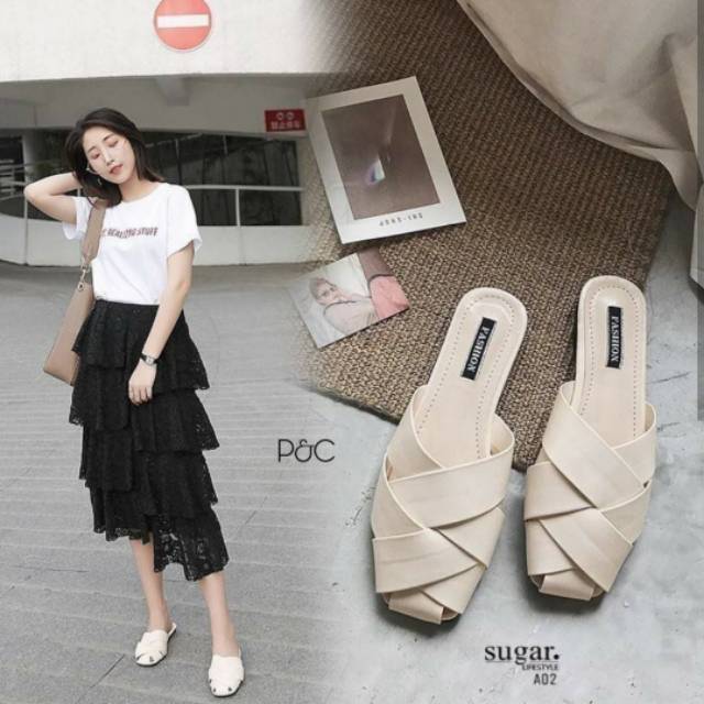 SANDAL BUSTONG WANITA SENDAL SELOP CEWEK MODEL BOTTEGA ANYAM LUCU MURAH SELOP KULIT MODEL IMPORT