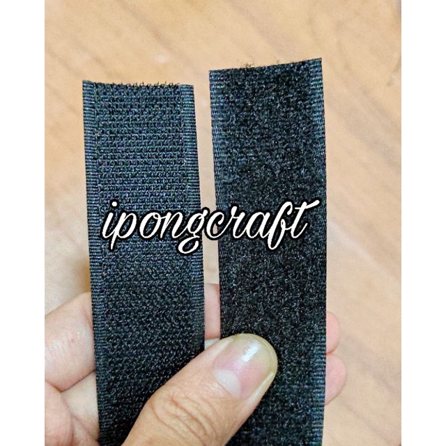 Perekat Hitam 2,5 cm /Velcro 2,5 cm