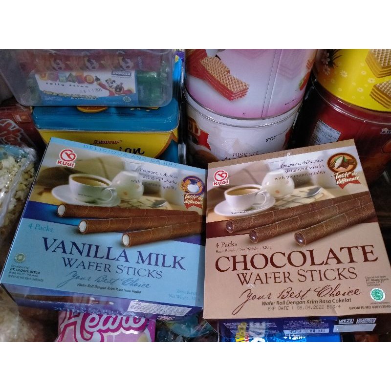 

KUGI WAFER STICK DENGAN ISIAN CREAM COKLAT DAN VANILA