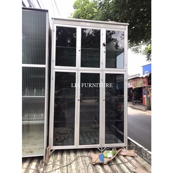 RAK PIRING LEMARI DAPUR PINTU 3 ALUMINIUM FULL KACA RIBEN