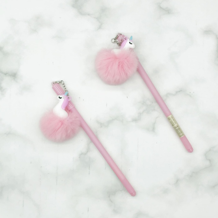 

Promo Bulan Ini Pulpen Gantungan Unicorn Pom2 Sale!!!