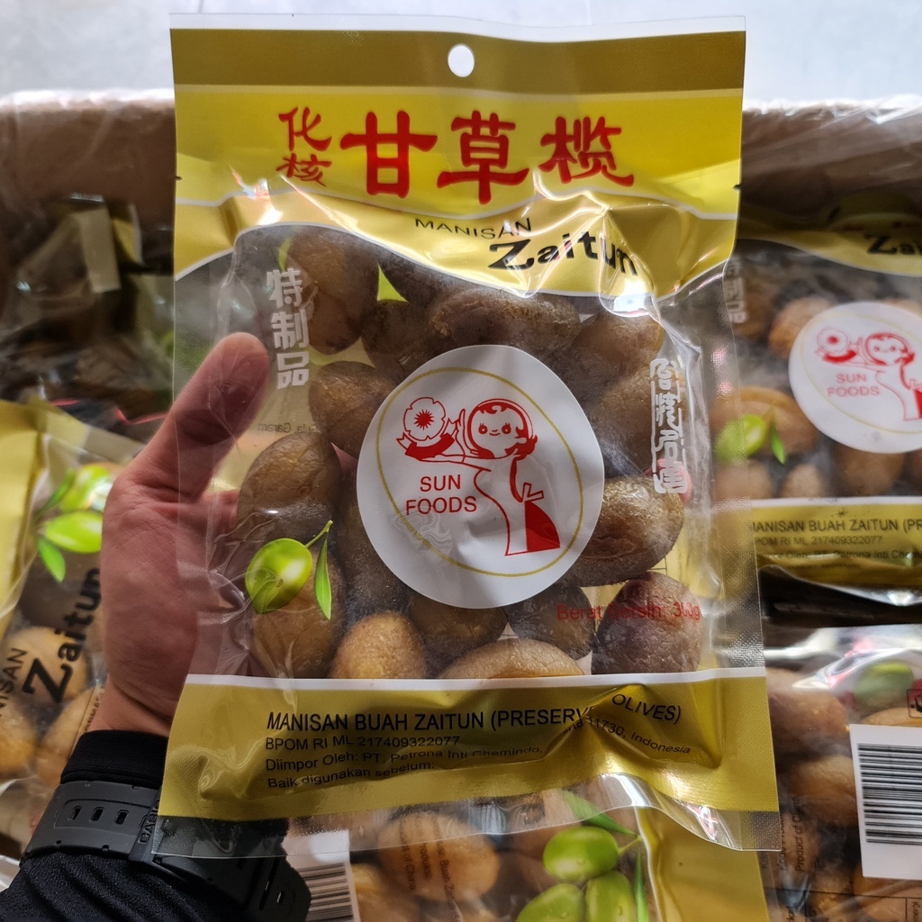 

Manisan Kana Seedless Kam Cau Lam 300gr Buah Zaitun Tanpa Biji / Clove Olive / Permen Import Halal