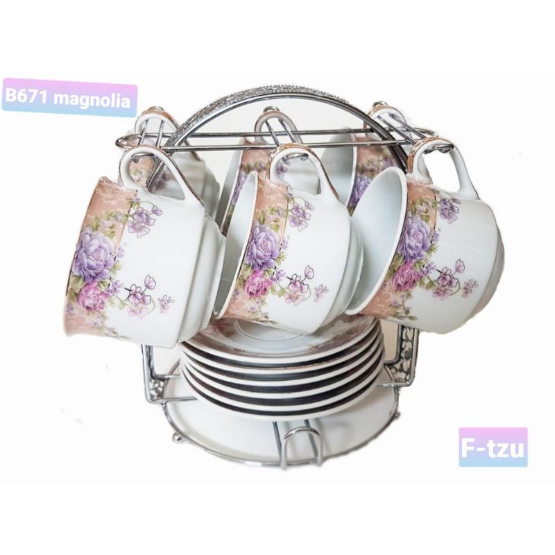 Cangkir set B671 motif Magnolia merek Vicenza