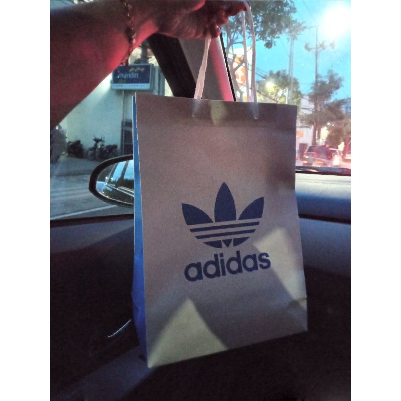 

paperbag adidas