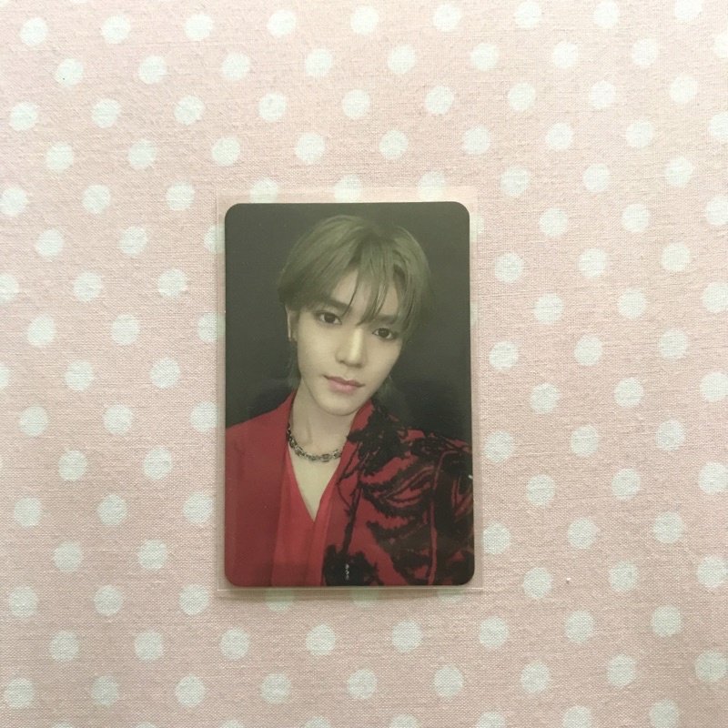 pc photocard taeyong kihno departure pc only on hand lucu imut mata boba resonance