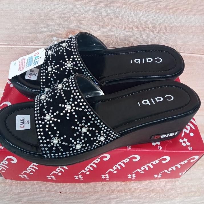 Paling Disukai.. SANDAL WANITA CALBI TERBARU/SANDAL WEDGES WANITA TERBARU 2022 TERMURAH / SANDAL SEL