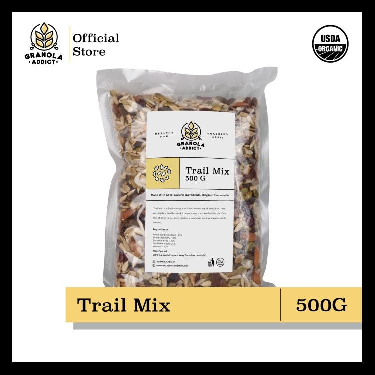 

TRAIL MIX (SUNFLOWER, PUMPKIN SEEDS, ALMOND, RAISIN, CRANBERRY) 500G BERKUALITAS