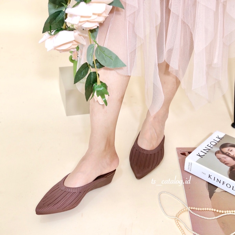 Sandal Slop Wedges BEST SELLER Porto Lady DTA-Coklat