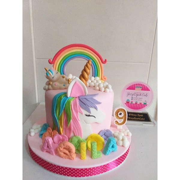 

Cake Unicorn