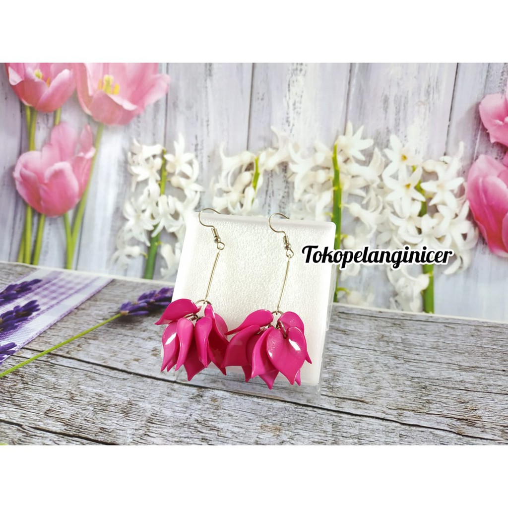 Anting Fashion wanita DAUN Tingkat kekinian  By Tokopelanginicer