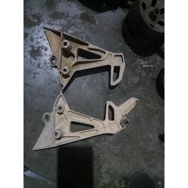 postep boostep footstep belakang revo fi original