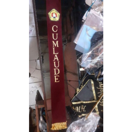 SELEMPANG WISUDA+ RUMBE+ LOGO