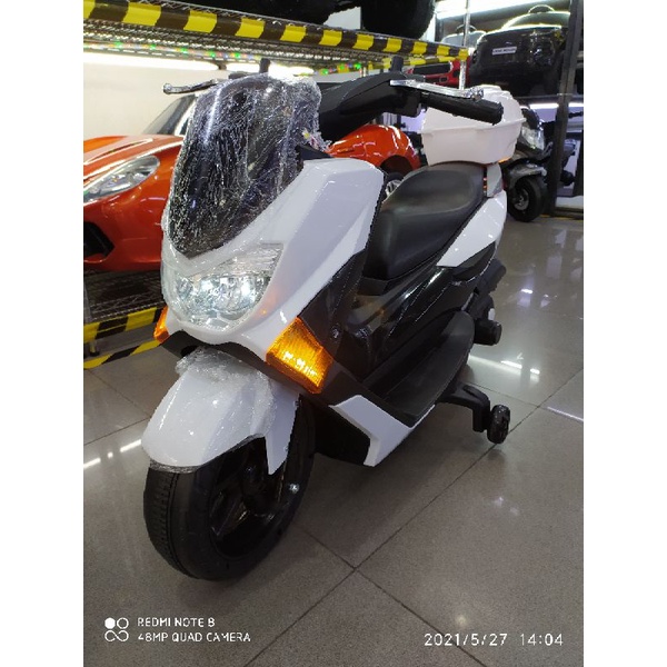 Motor Aki Anak N-Max White