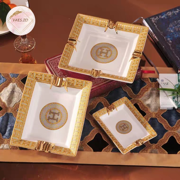 Asbak Rokok / Ashtray Persegi (Panjang) Keramik 'H' Mewah