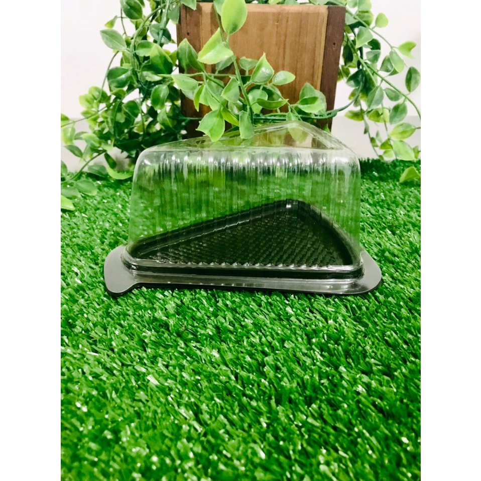 Cake Tray Segitiga Mini Kemasan Wadah Mika kue Blackforest/Tiramisu/Cup Cake