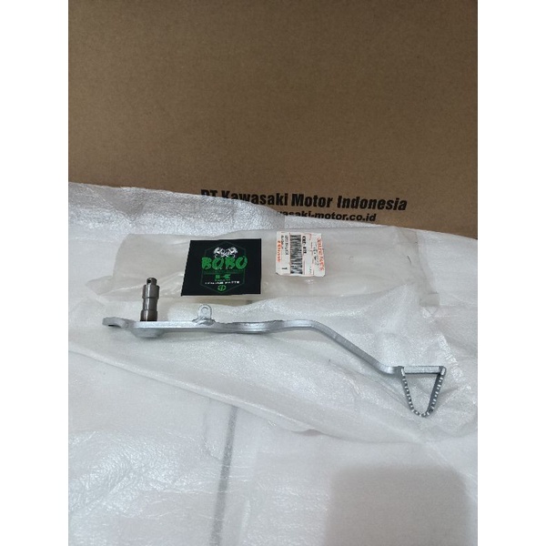 pedal injakan kaki rem belakang klx250 KLX 250 original