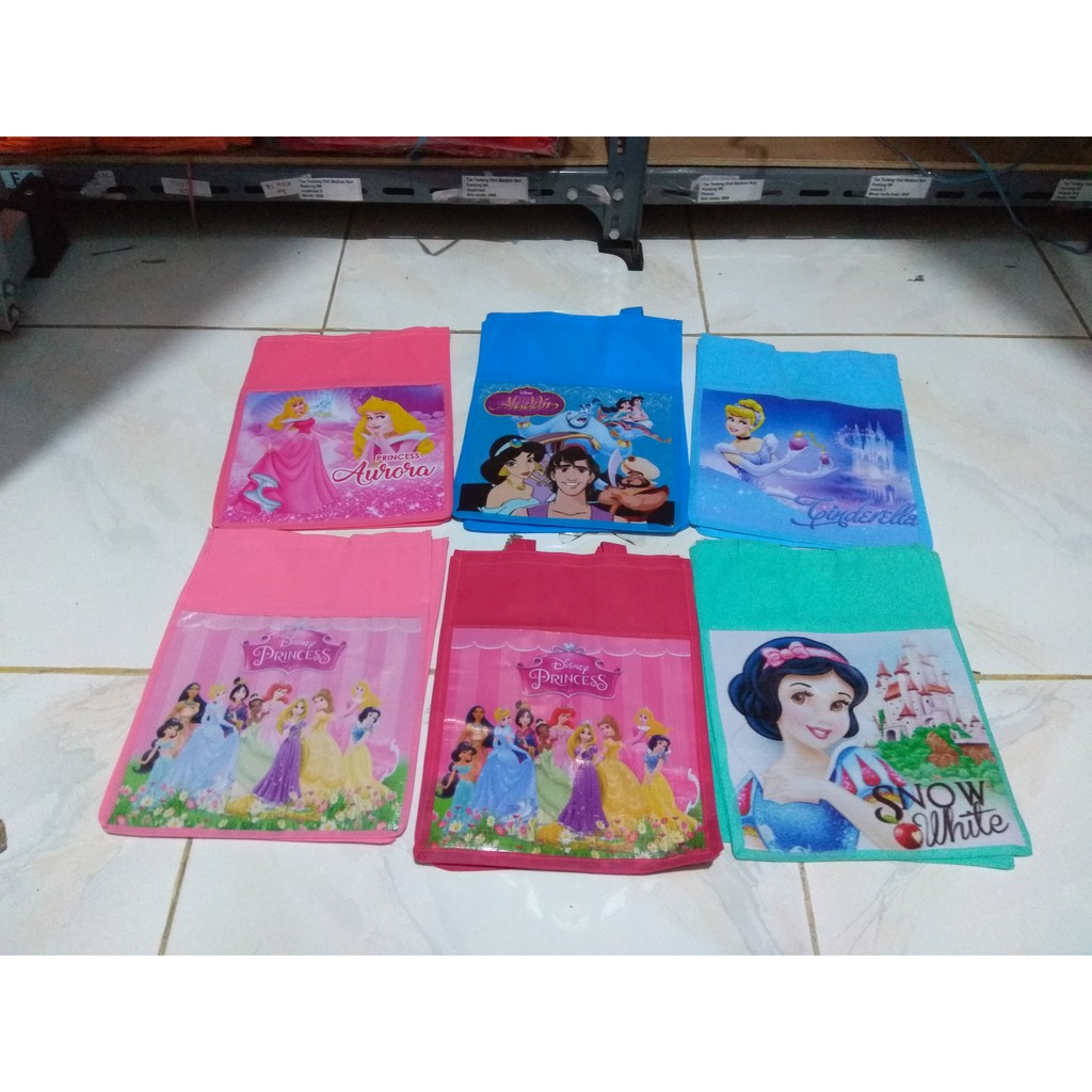 TAS SPUNBOND NK Seri Princess Goodie Bag Souvenir Ulang tahun anak goody ultah karakter GROSIR-Moana Biru