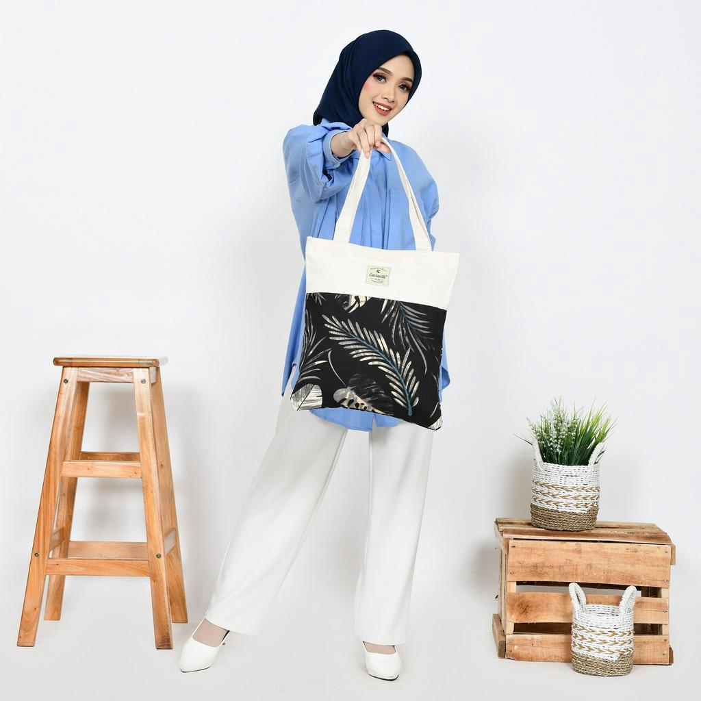 Tote Bag Resleting Kuliah Wanita model Totebag Vintage bahan Kanvas polos dan canvas motif bisa custom untuk tas nudie bag Seminar gift dan souvenir pernikahan dll