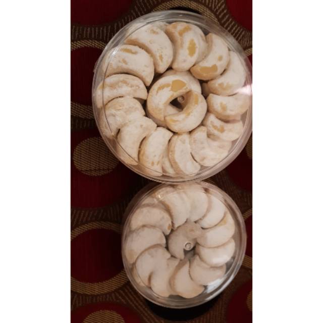 

Kue putri salju 70 - 40