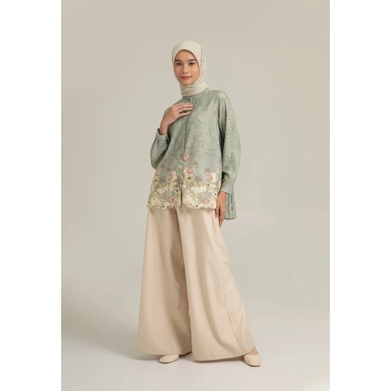 Ria Miranda Lica Top Dessert Sage