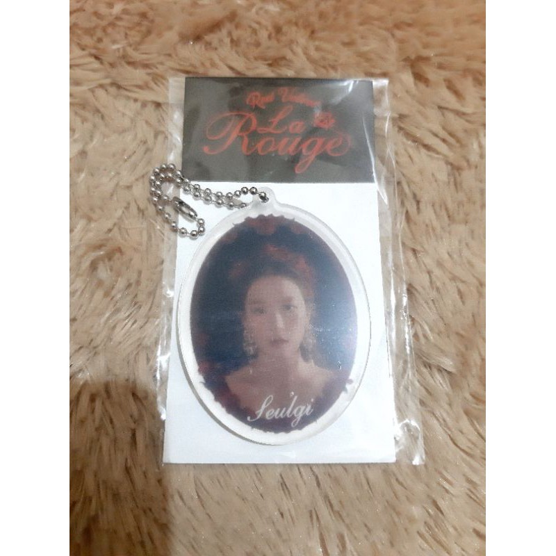 Acrylic photo keyring Seulgi Red Velvet La Rouge photocard