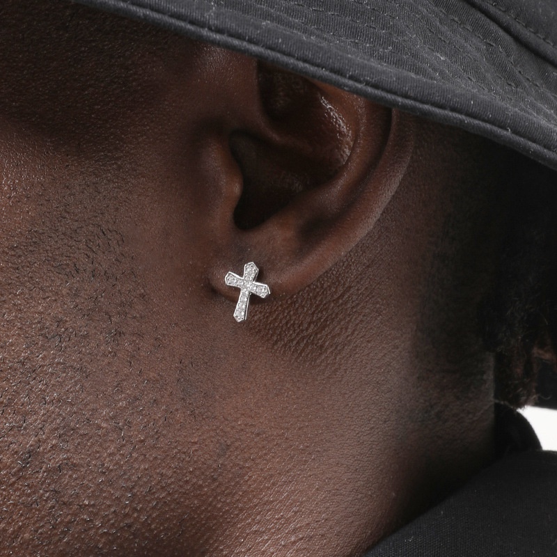 Anting Tusuk Sterling Silver 925 Desain Salib Hias zircon Gaya hip hop Untuk Pria / Wanita